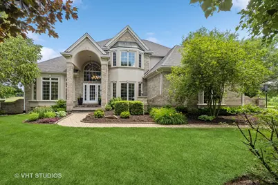 2 E Prairie Court, Hawthorn Woods, IL 60047 - Photo 1