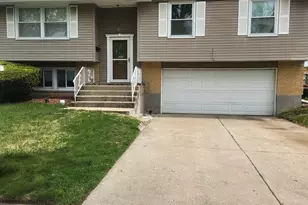 17109 Magnolia Dr, Hazel Crest, IL 60429 - Photo 1