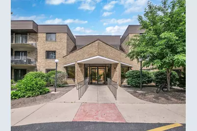 5600 Astor Lane #202, Rolling Meadows, IL 60008 - Photo 1