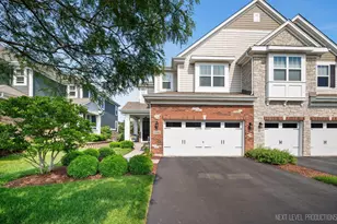 3S661 Breme Dr W, Warrenville, IL 60555 - Photo 1