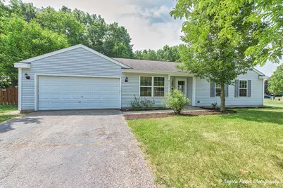 811 Nottingham Court, Island Lake, IL 60042 - Photo 1