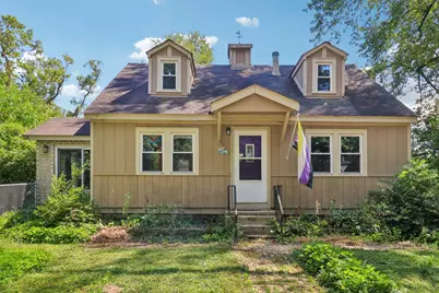 9 Arlington Road, Fox Lake, IL 60020 - Photo 1