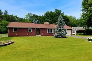 12892 Annapolis Dr, Rockton, IL 61072 - Photo 1