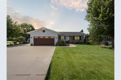 435 Cedar Crest Drive, Cedarville, IL 61013 - Photo 1