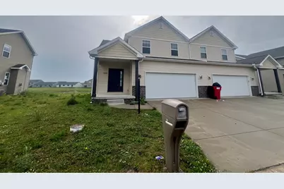 1320 Myrtle Beach Avenue, Champaign, IL 61822 - Photo 1