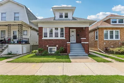 5639 W Cornelia Avenue, Chicago, IL 60634 - Photo 1