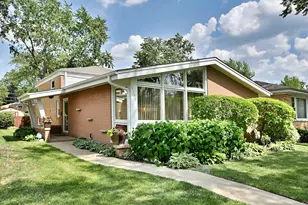 9353 Ewing Ave, Evanston, IL 60203 - Photo 1