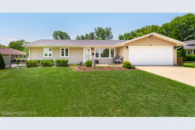 106 Grand Central Lane, Schaumburg, IL 60193 - Photo 1