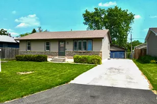 38103 N Cornell Rd, Beach Park, IL 60087 - Photo 1