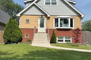 7743 Cronin Ave, Justice, IL 60458 - Photo 1