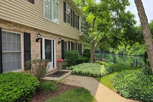 1530 Laurel Oaks Dr, Streamwood, IL 60107 - Photo 1