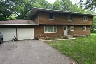 21058 Oak Ln, Maple Park, IL 60151 - Photo 1