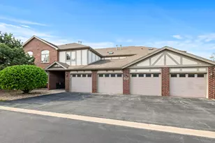 6248 Misty Pines Dr, Tinley Park, IL 60477 - Photo 1