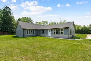 1N531 Newton Ave, Glen Ellyn, IL 60137 - Photo 1