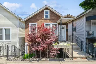 2835 S Farrell St, Chicago, IL 60608 - Photo 1