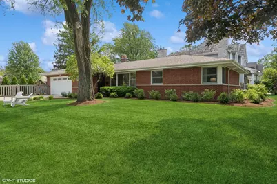 506 Briarhill Lane, Glenview, IL 60025 - Photo 1