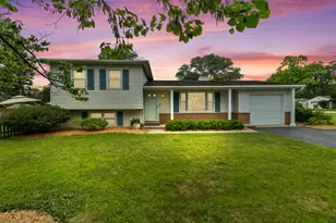 3S430 Osage Dr, Glen Ellyn, IL 60137 - Photo 1