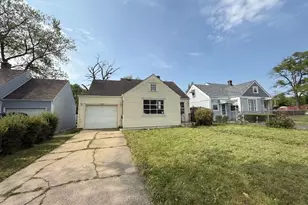 2025 Marshall Pkwy, Waukegan, IL 60085 - Photo 1