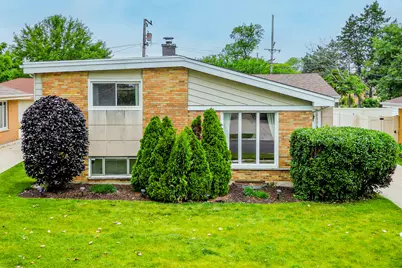 10910 Robinhood Street, Westchester, IL 60154 - Photo 1