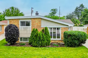 10910 Robinhood St, Westchester, IL 60154 - Photo 1