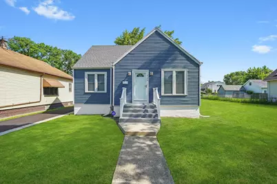 536 E 155th Street, Phoenix, IL 60426 - Photo 1