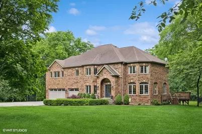 1561 Thorneberry Court, Libertyville, IL 60048 - Photo 1