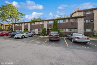 4436 Arbor Circle #4, Downers Grove, IL 60515 - Photo 1