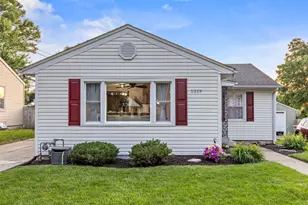 1319 27th St, Rockford, IL 61108 - Photo 1