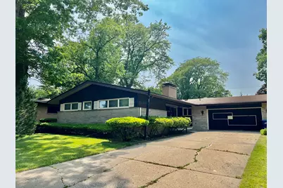 336 Flossmoor Avenue, Waukegan, IL 60085 - Photo 1