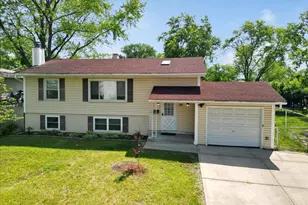 36 W Green Meadows Blvd, Streamwood, IL 60107 - Photo 1