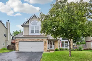 1643 Warrington Ln, Crystal Lake, IL 60014 - Photo 1