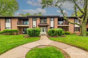 8212 Anchor Dr, Woodridge, IL 60517 - Photo 1