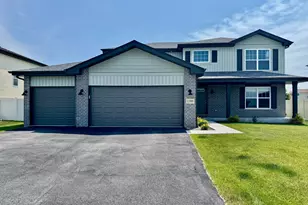 1389 Clifton Ave, Beecher, IL 60401 - Photo 1