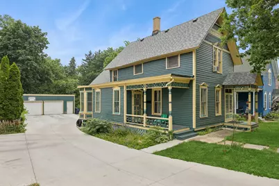 16 N Gifford Street, Elgin, IL 60120 - Photo 1