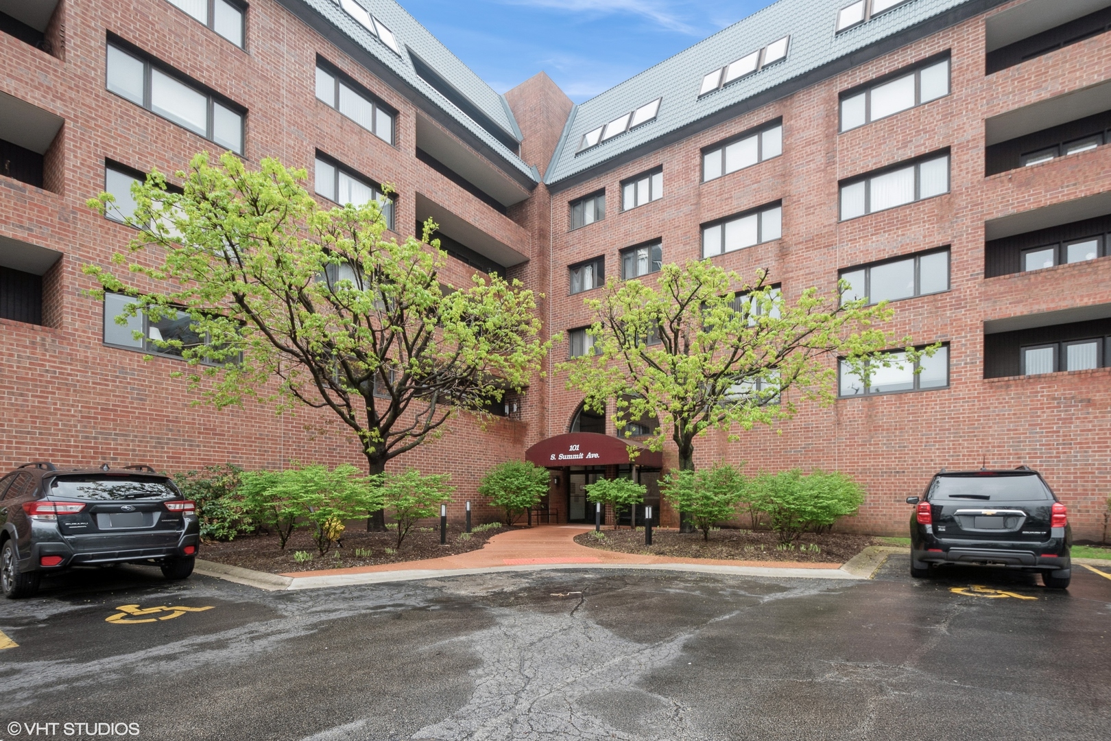 101 Summit Ave #307, Park Ridge, IL 60068 - MLS 12394256 - Coldwell Banker