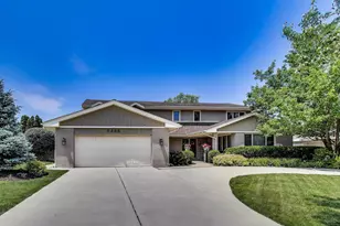 6448 Cambridge Rd, Willowbrook, IL 60527 - Photo 1