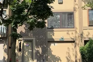 510 Isle Royal Bay, Roselle, IL 60172 - Photo 1