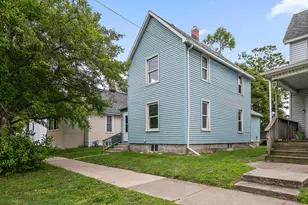 554 W Station St, Kankakee, IL 60901 - Photo 1