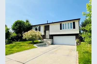 1015 Hastings Lane, Hanover Park, IL 60133 - Photo 1