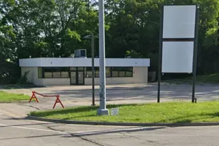 37763 N Green Bay Rd, Beach Park, IL 60087 - Photo 1