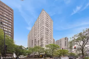 5757 N Sheridan Rd, Chicago, IL 60660 - Photo 1