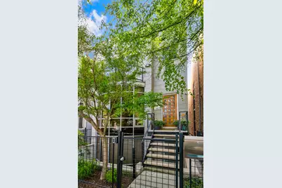 1805 N Wolcott Avenue, Chicago, IL 60622 - Photo 1