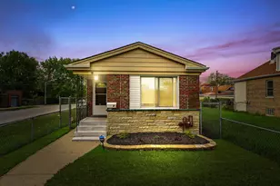 457 E 91st St, Chicago, IL 60619 - Photo 1