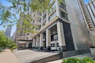 1300 N Lake Shore Dr, Chicago, IL 60610 - Photo 1