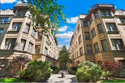 1366 W Greenleaf Avenue #3N, Chicago, IL 60626 - Photo 1