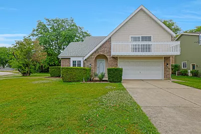 1087 Amberwood Drive, Crystal Lake, IL 60014 - Photo 1