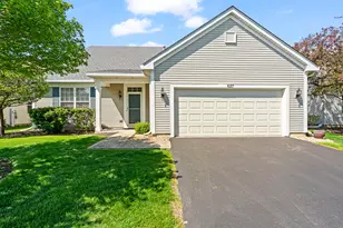 627 Saugatuk Cir, Romeoville, IL 60446 - Photo 1