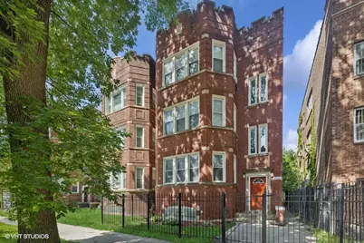 7730 S Essex Avenue, Chicago, IL 60649 - Photo 1