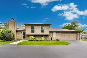 822 2nd Ct, Bensenville, IL 60106 - Photo 1