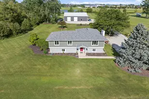 1002 S Schoolhouse Rd, New Lenox, IL 60451 - Photo 1